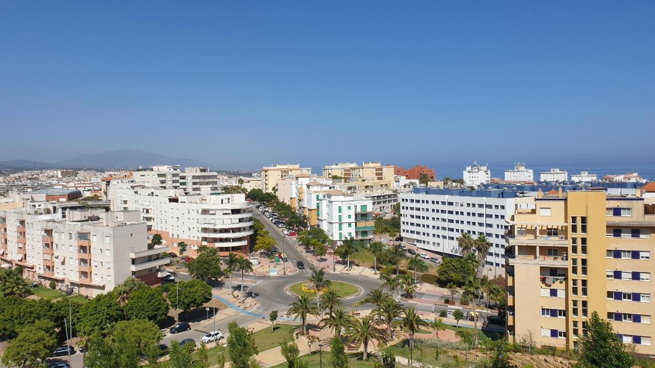 Estepona Puerto Apartamento Exterior foto