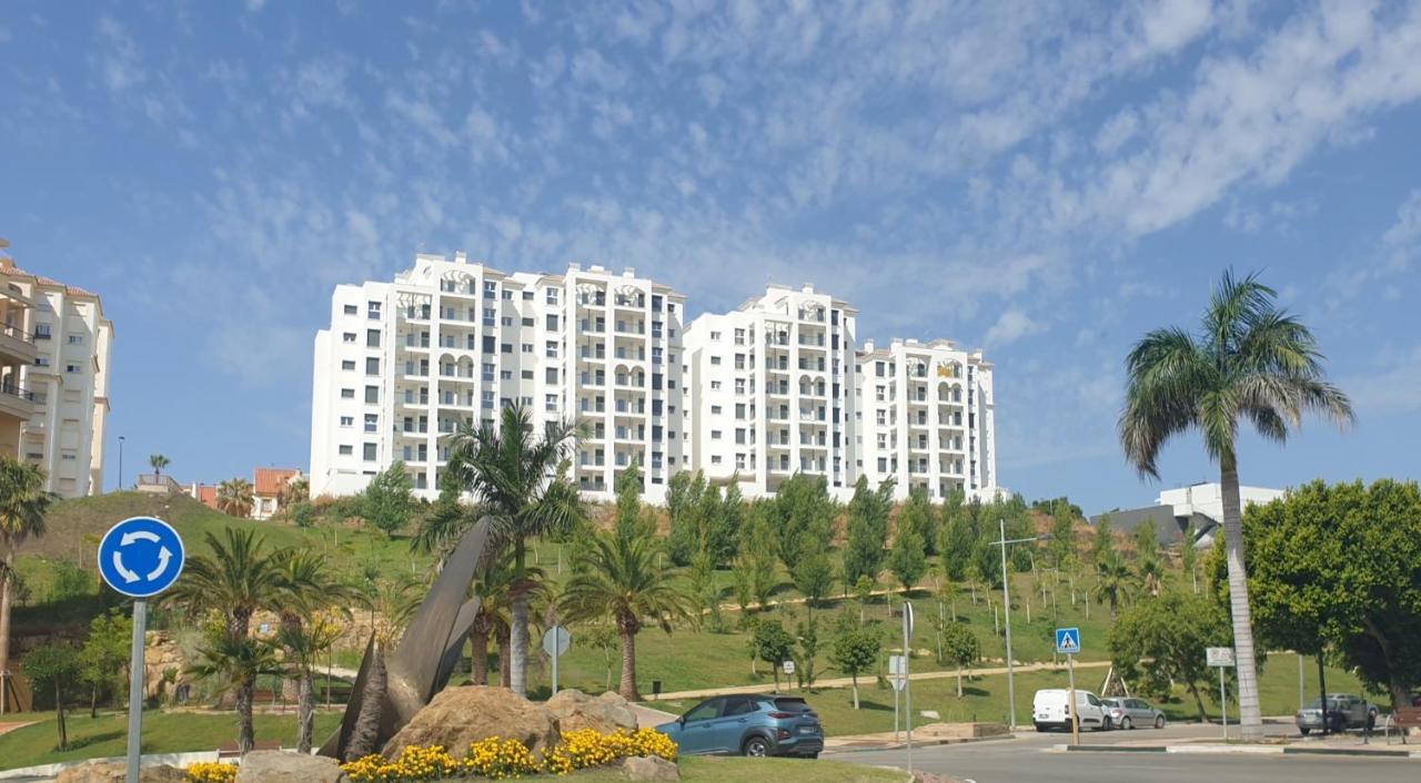 Estepona Puerto Apartamento Exterior foto